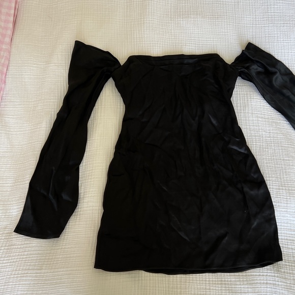 Camila Cohelo Dress - Picture 3 of 5